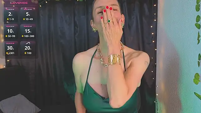 LeanaMaturee online show from March 5, 2026, 12:12 pm