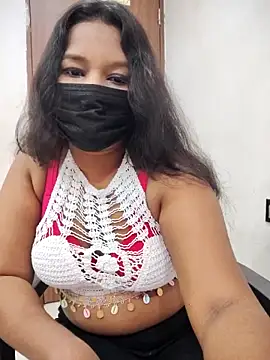 Cutie bae011 online show from March 7, 2026, 4:37 pm