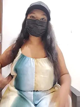 Cutie bae011 online show from March 9, 2026, 6:12 pm