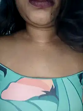 Cutie bae011 online show from March 24, 2026, 1:10 am