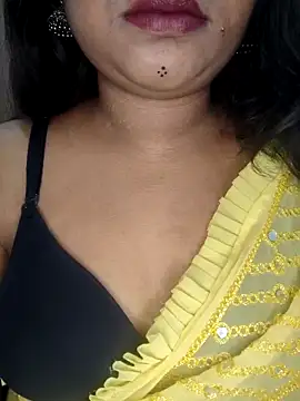 Cutie bae011 online show from March 29, 2026, 8:36 am