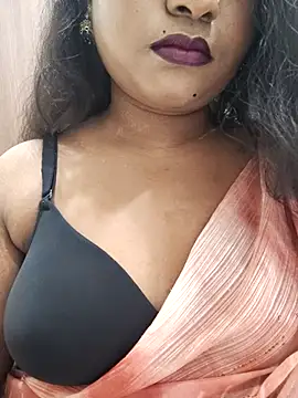 Cutie bae011 online show from March 31, 2026, 5:35 pm