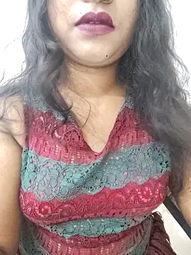 Cutie bae011 online show from April 7, 2026, 10:09 pm