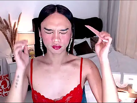 Snapshot of YzaHellsex chatting on March 14, 2026, 6:02 pm YzaHellsex online show from March 14, 2026, 6:02 pm