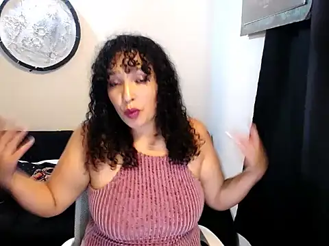Snapshot of Nerea_Boolsara8 chatting on May 6, 2026, 12:19 am Nerea Boolsara8 online show from May 6, 2026, 12:19 am