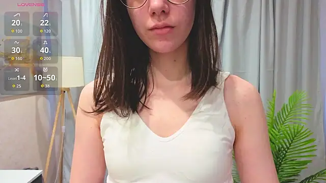 DoraWhitrock online show from March 19, 2026, 3:32 am