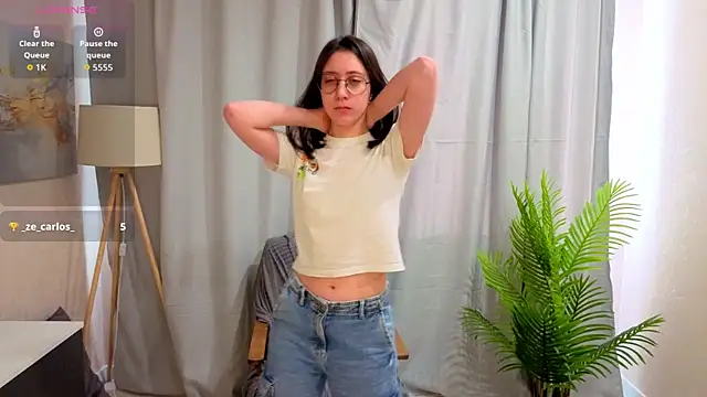 DoraWhitrock online show from March 21, 2026, 3:11 am