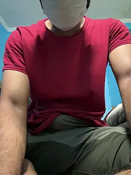 mightyythorrrr online show from June 26, 2026, 8:02 pm