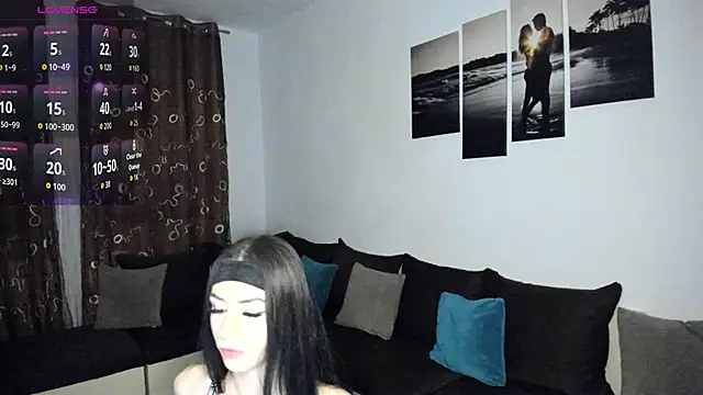 Snapshot of PureBlisss_ chatting on April 4, 2026, 7:33 pm PureBlisss online show from April 4, 2026, 7:33 pm