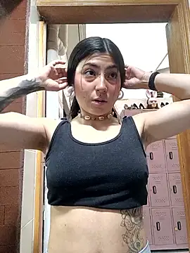 Snapshot of Little_Sweett chatting on March 3, 2026, 11:27 am Little Sweett online show from March 3, 2026, 11:27 am