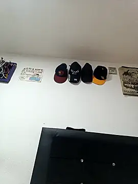 Snapshot of Little_Sweett chatting on March 8, 2026, 12:30 am Little Sweett online show from March 8, 2026, 12:30 am