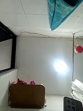 Snapshot of Little_Sweett chatting on March 10, 2026, 2:00 pm Little Sweett online show from March 10, 2026, 2:00 pm