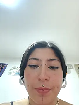 Snapshot of Little_Sweett chatting on March 15, 2026, 1:00 am Little Sweett online show from March 15, 2026, 1:00 am