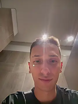 Snapshot of Thiago_Jones1 chatting on July 8, 2026, 11:53 pm Thiago Jones1 online show from July 8, 2026, 11:53 pm