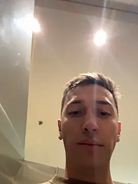 Snapshot of Thiago_Jones1 chatting on July 30, 2026, 3:44 pm Thiago Jones1 online show from July 30, 2026, 3:44 pm