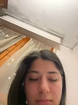 maryzoe05 online show from April 22, 2026, 9:16 pm