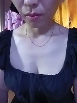 Snapshot of hd_love69 chatting on June 18, 2026, 10:52 am hd love69 online show from June 18, 2026, 10:52 am