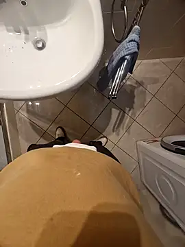 simo1097 online show from February 22, 2026, 7:56 pm