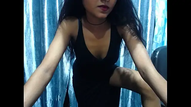 Snapshot of Roselley chatting on April 25, 2026, 2:14 pm Roselley online show from April 25, 2026, 2:14 pm