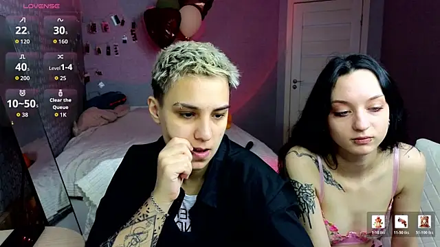 LuxuryLoverss online show from April 9, 2026, 11:04 am