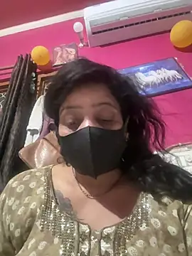 sweet lips77 online show from May 7, 2026, 10:53 am
