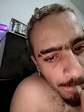 joyboyAct online show from April 3, 2026, 5:16 am