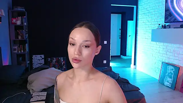 Jade Amore online show from May 11, 2026, 5:10 pm