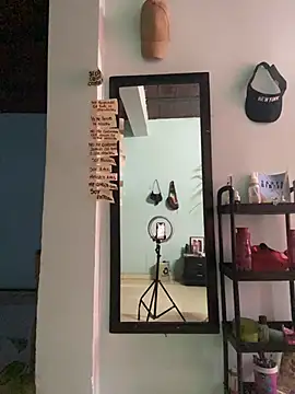 Snapshot of AnelimDagota_ chatting on March 31, 2026, 11:54 am AnelimDagota online show from March 31, 2026, 11:54 am