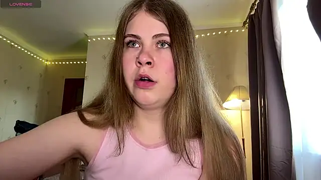Snapshot of Amy_Maev chatting on May 19, 2026, 11:27 am Amy Maev online show from May 19, 2026, 11:27 am