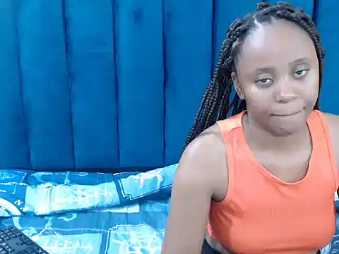 Snapshot of CreamyTea chatting on March 18, 2026, 8:56 pm CreamyTea online show from March 18, 2026, 8:56 pm