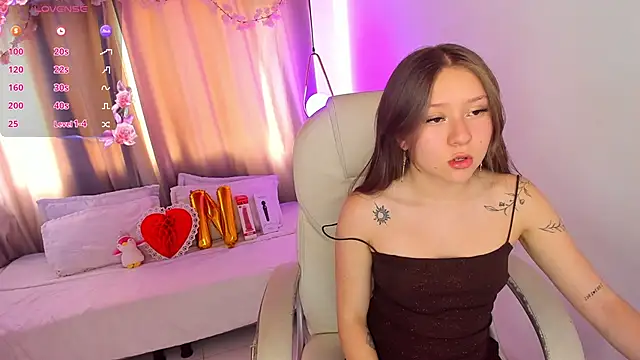 NixieSterling online show from May 19, 2026, 7:42 pm