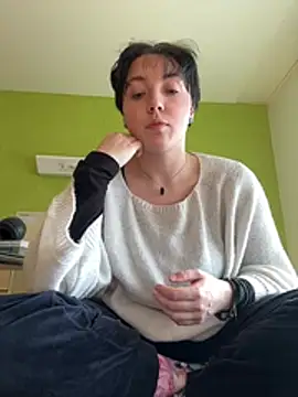 FreyaSlay299 online show from March 3, 2026, 12:00 pm