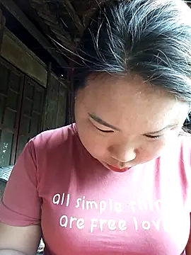 asian-bae online show from April 9, 2026, 1:49 am