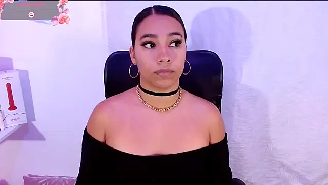 Snapshot of RiosSofia chatting on February 24, 2026, 3:48 am RiosSofia online show from February 24, 2026, 3:48 am