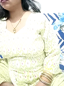 Snapshot of your-charu chatting on April 13, 2026, 7:14 am your-charu online show from April 13, 2026, 7:14 am