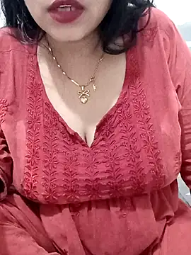 Snapshot of your-charu chatting on April 22, 2026, 7:48 pm your-charu online show from April 22, 2026, 7:48 pm