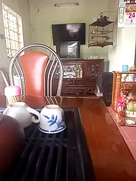 hungdecu online show from February 24, 2026, 1:25 am