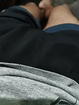 freakingcock27 online show from May 13, 2026, 5:32 pm