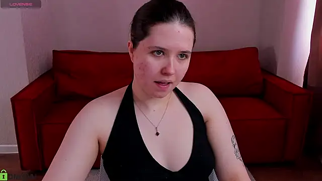 Snapshot of Li-crystal chatting on May 5, 2026, 1:02 am Li-crystal online show from May 5, 2026, 1:02 am