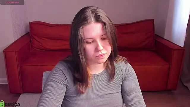 Snapshot of Li-crystal chatting on May 11, 2026, 12:49 am Li-crystal online show from May 11, 2026, 12:49 am