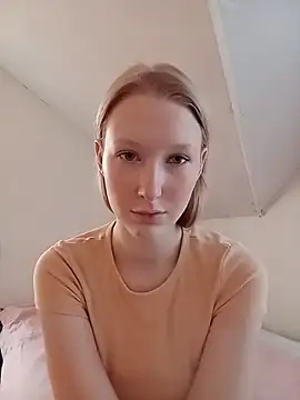 Snapshot of TanyaSavel chatting on February 24, 2026, 9:18 am TanyaSavel online show from February 24, 2026, 9:18 am