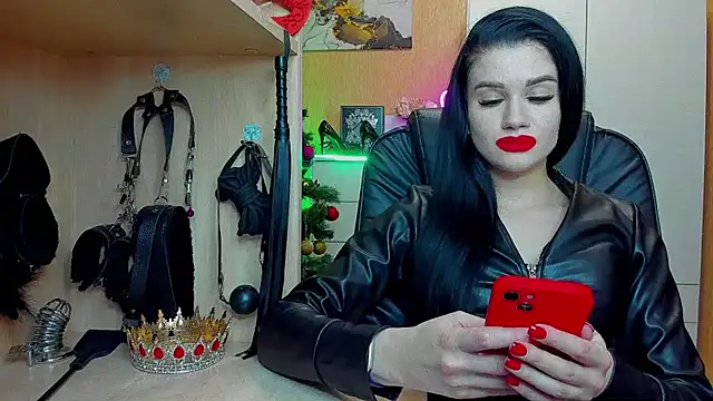 KristiTopxx online show from December 14, 2025, 6:45 pm