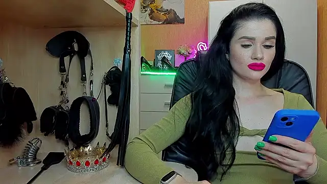 KristiTopxx online show from June 18, 2026, 7:51 pm