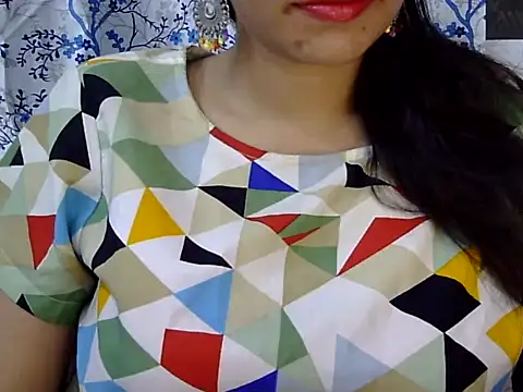 Neha Sharma2 online show from June 19, 2026, 1:59 pm