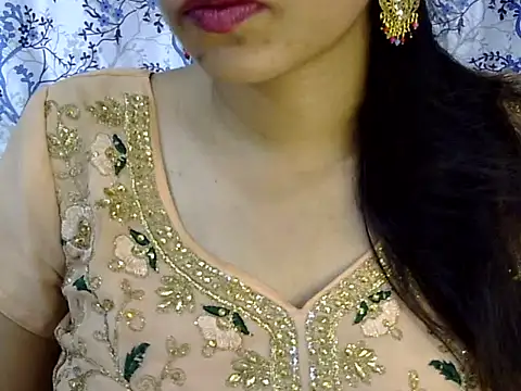 Neha Sharma2 online show from June 21, 2026, 1:03 pm