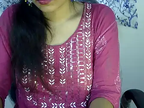 Neha Sharma2 online show from July 3, 2026, 1:17 pm