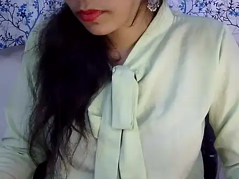 Neha Sharma2 online show from July 22, 2026, 12:52 pm