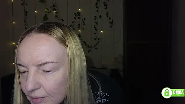 Snapshot of Bella_soulmate chatting on March 3, 2026, 12:22 pm Bella soulmate online show from March 3, 2026, 12:22 pm