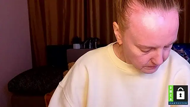 Snapshot of Bella_soulmate chatting on March 12, 2026, 12:22 pm Bella soulmate online show from March 12, 2026, 12:22 pm