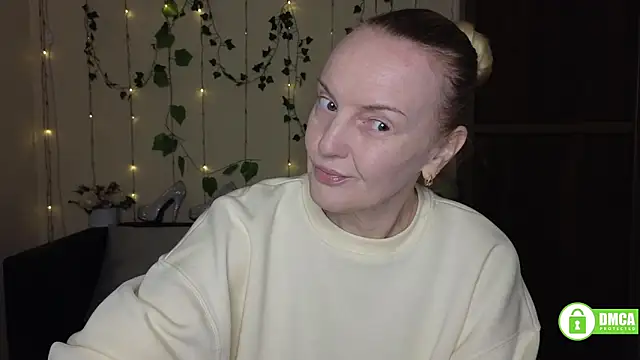 Snapshot of Bella_soulmate chatting on March 14, 2026, 12:21 pm Bella soulmate online show from March 14, 2026, 12:21 pm